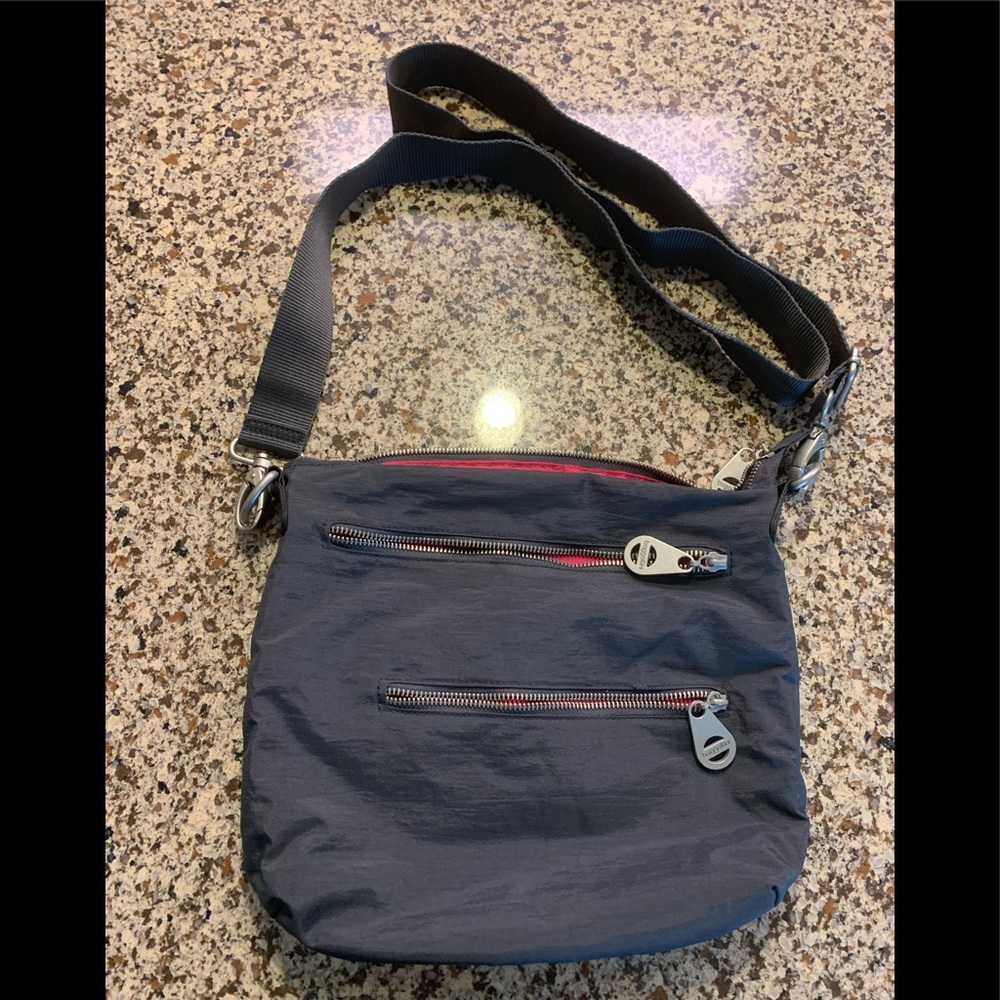 Baggallini crossbody